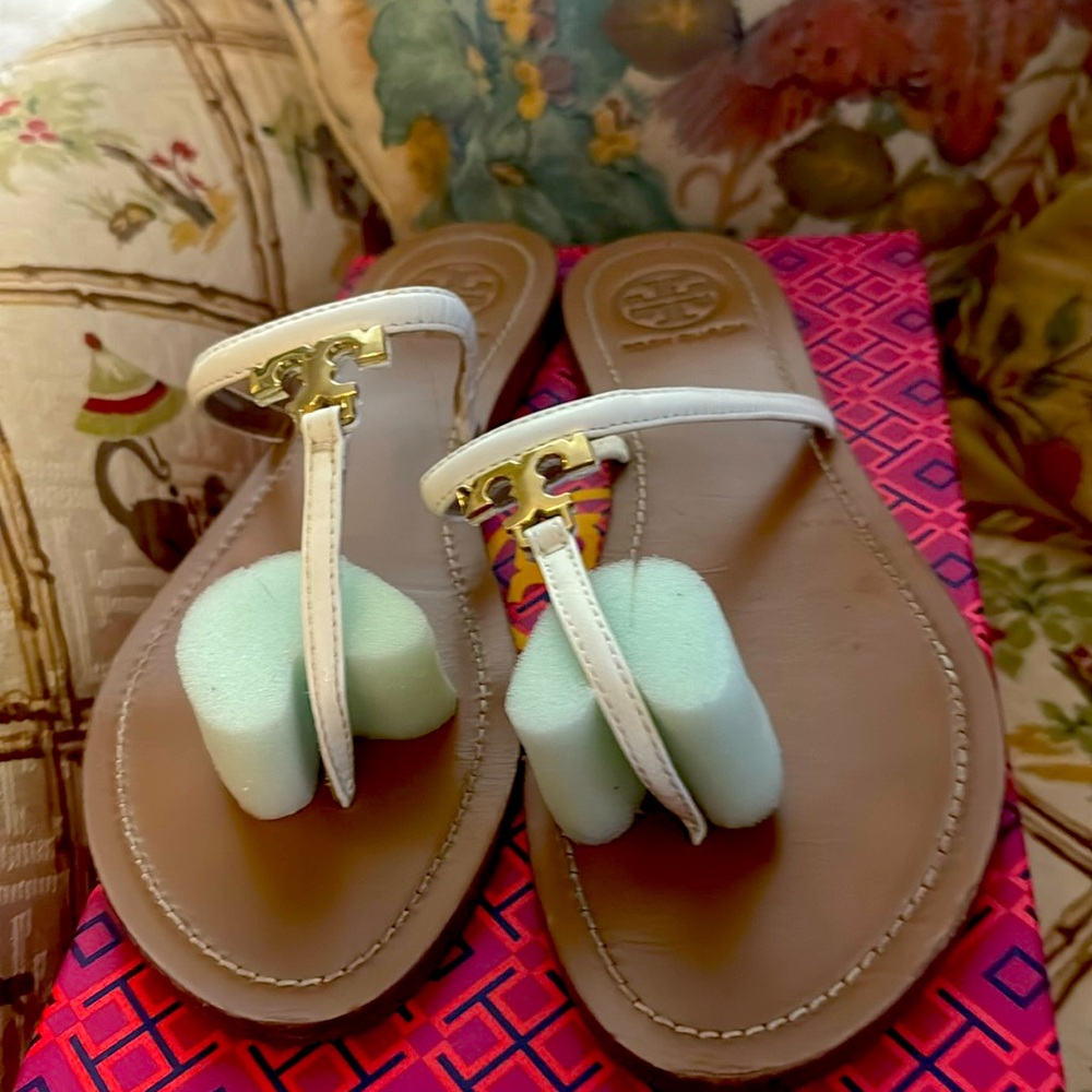 Tory Burch, cute leather sandals, white cleaning out my closet